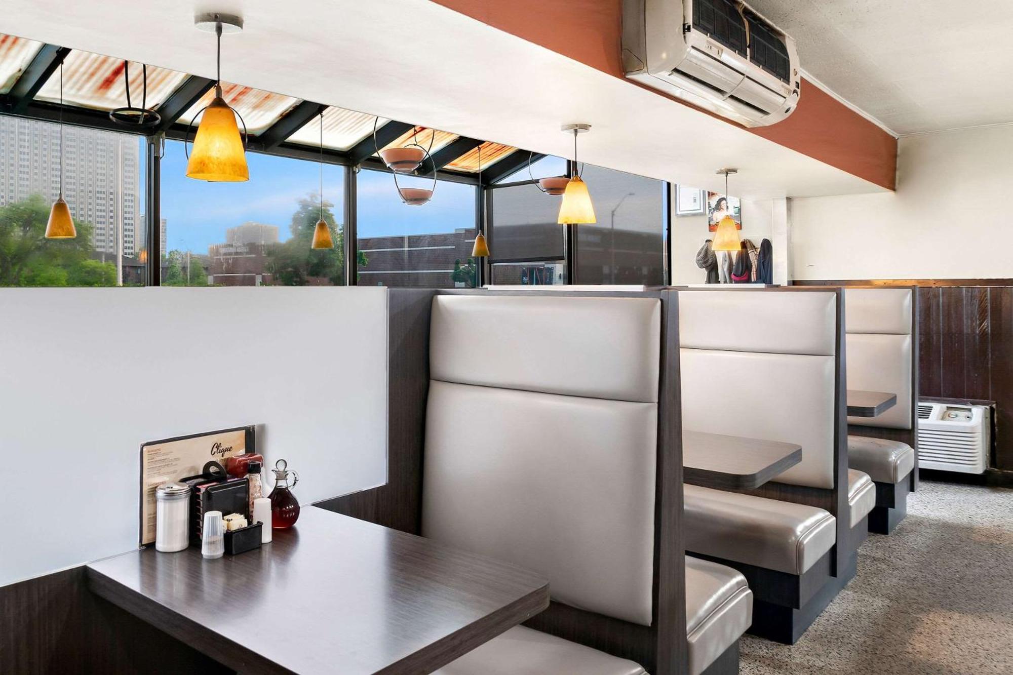 Quality Inn Detroit Downtown Bagian luar foto