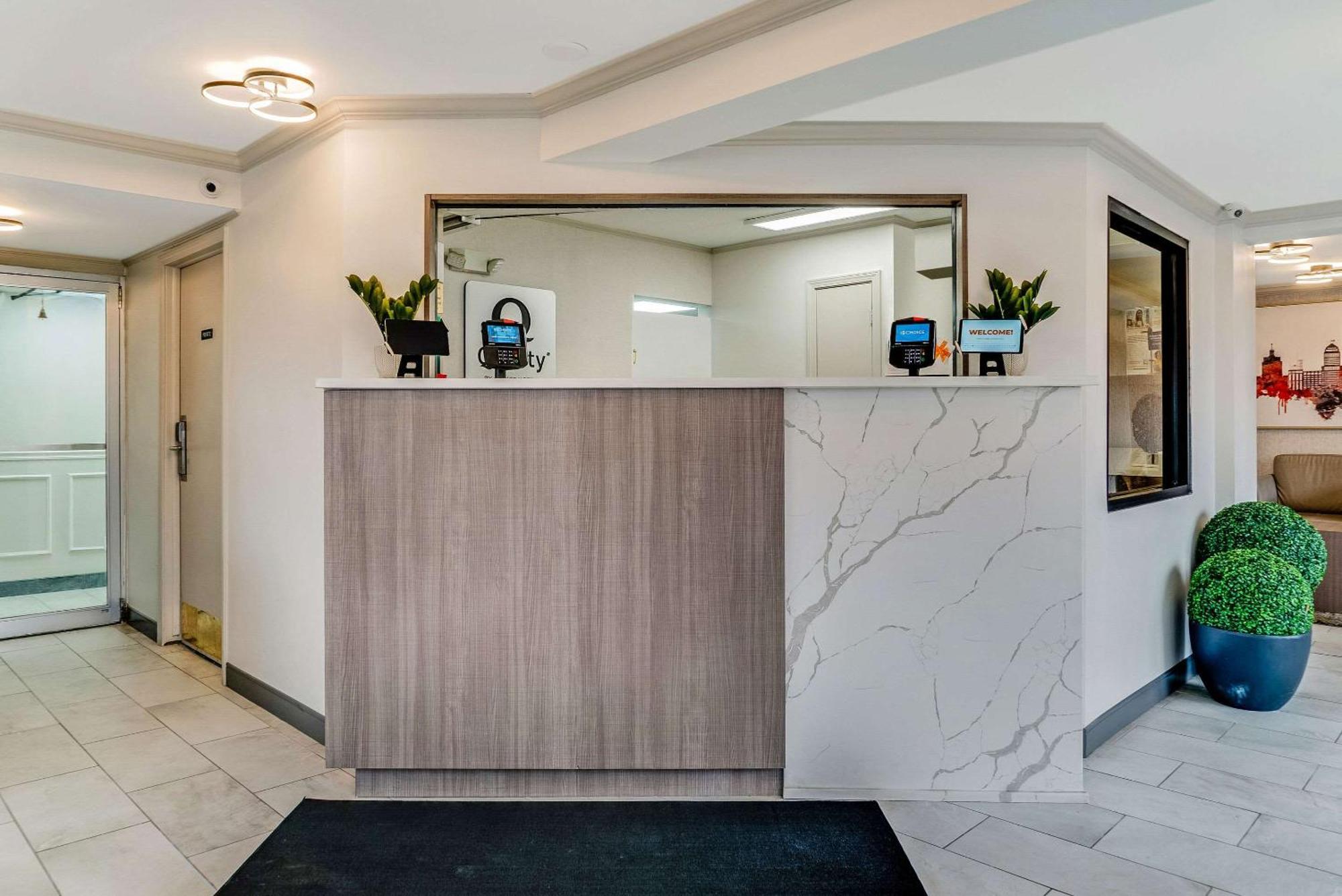 Quality Inn Detroit Downtown Bagian luar foto