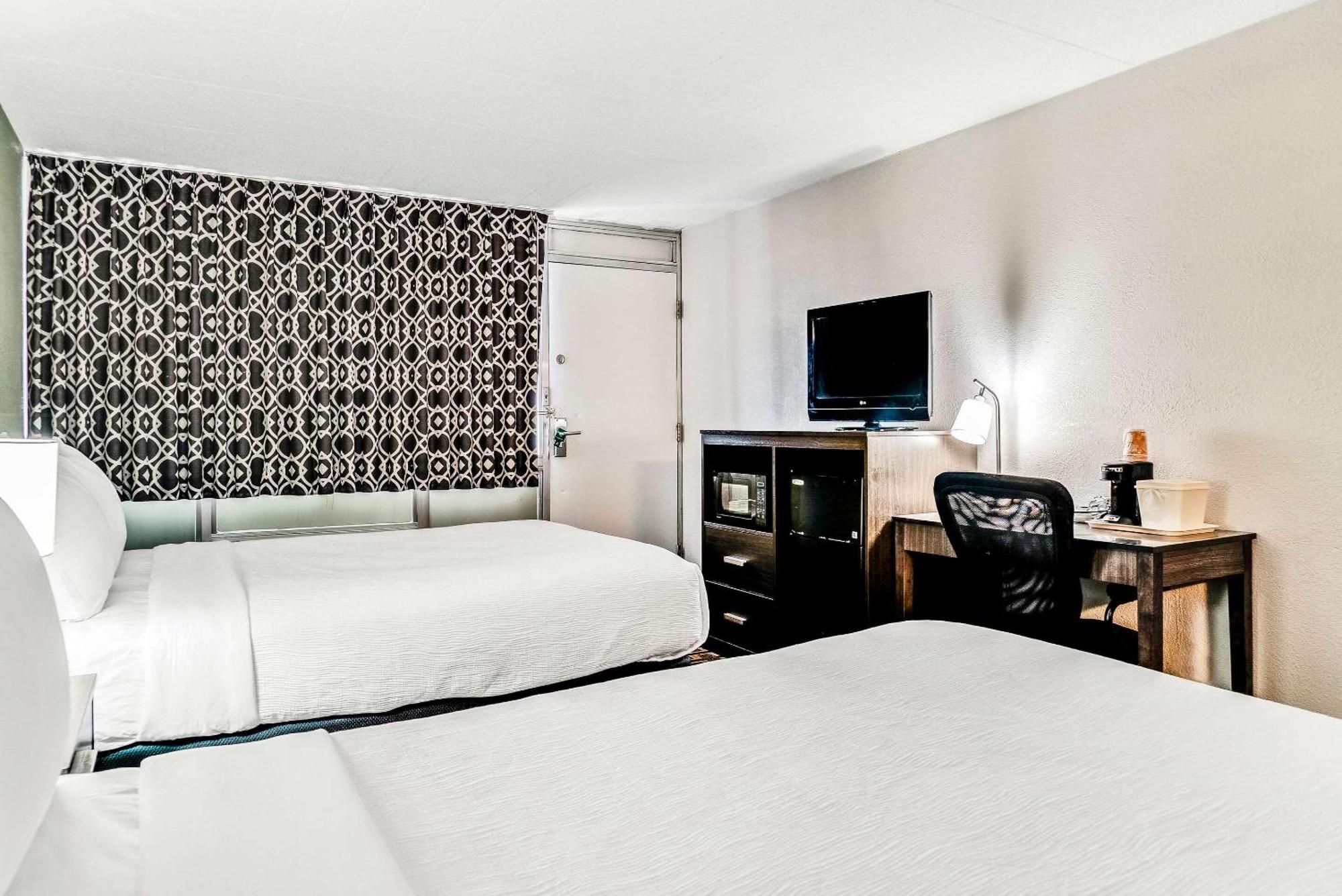 Quality Inn Detroit Downtown Bagian luar foto